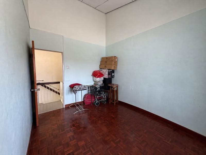 2-storey Terraced House for Sale in Island Glades (Jelutong) - Amos Sin - Interior - PropertyGuru.com.my