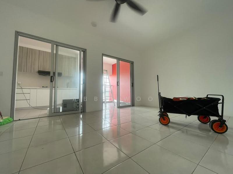 Apartment for Rent at Harmoni Elmina 1 @ City Of Elmina - Abby Woo - Kitchen - PropertyGuru.com.my