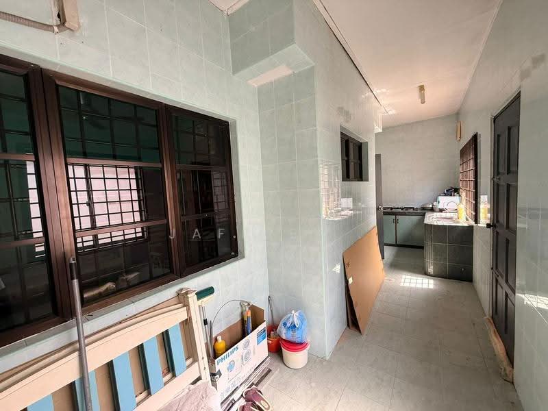 Rumah Teres untuk Dijual di Taman Desa Tebrau (Tebrau) - Jaffrey . - Kitchen - PropertyGuru.com.my