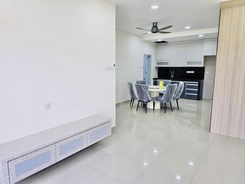 Service Residence for Sale at SkyLake Residence - Kow Tze Fui - Dining Room - PropertyGuru.com.my