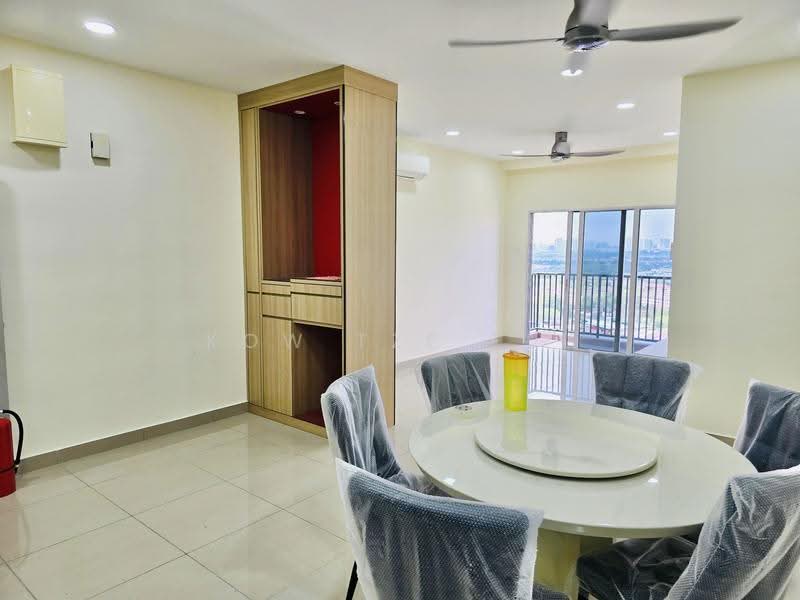 Service Residence for Sale at SkyLake Residence - Kow Tze Fui - Dining Room - PropertyGuru.com.my