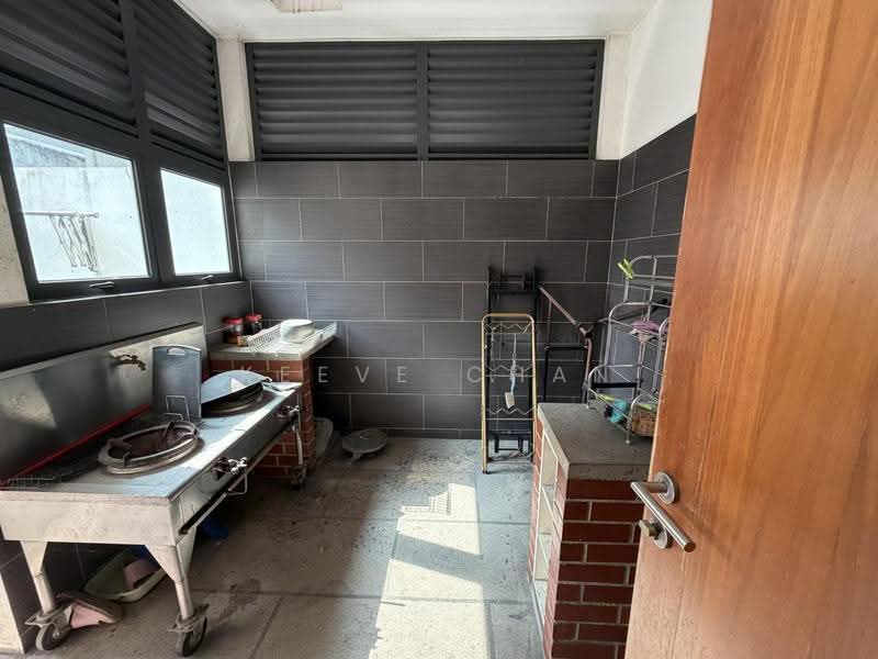 Semi-Detached House for Sale in Taman Damai Mewah (Kajang) - Keeve Chan - Kitchen - PropertyGuru.com.my