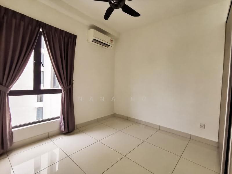 Kediaman Servis untuk Dijual di Residences @ 1 Tebrau - Nana Ng - Bedroom - PropertyGuru.com.my