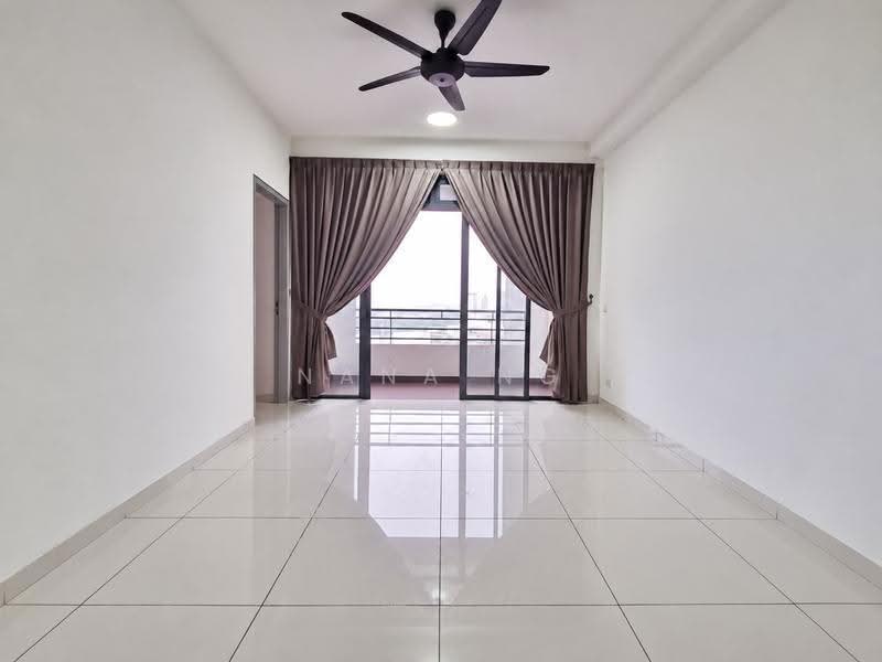 Kediaman Servis untuk Dijual di Residences @ 1 Tebrau - Nana Ng - Living Room - PropertyGuru.com.my
