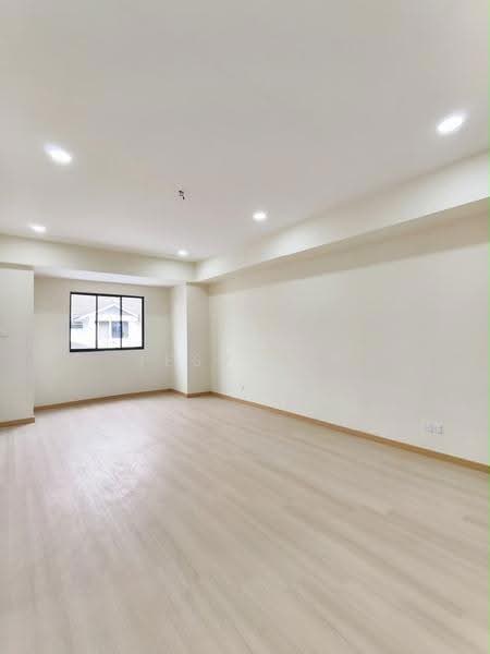 2-storey Terraced House for Sale in Taman Daya (Johor Bahru) - Jesy Tey - Living Room - PropertyGuru.com.my