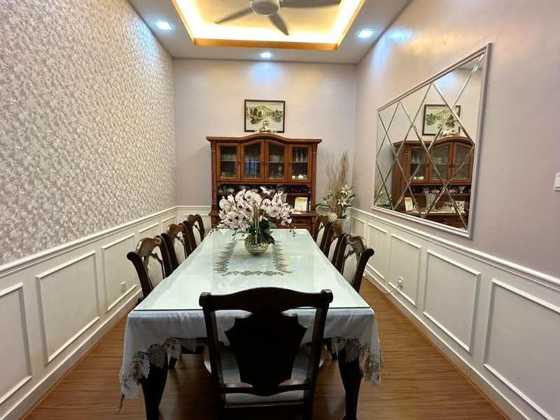 2-storey Terraced House for Sale in Denai Alam (Shah Alam) - Josephine Chou - Dining Room - PropertyGuru.com.my