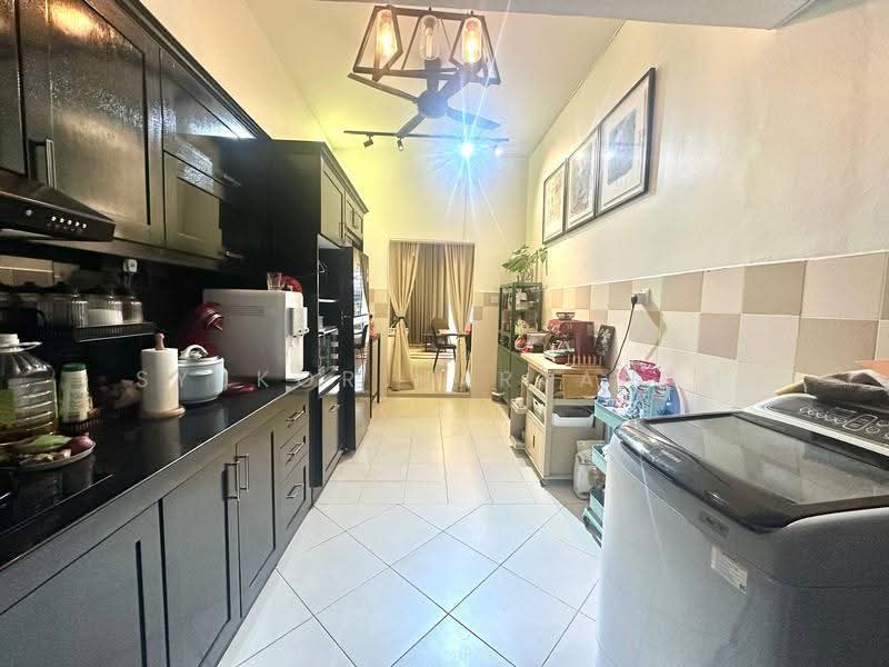 Terraced House for Sale in Sungai Buloh (Selangor) - Syukor Hartanah - Kitchen - PropertyGuru.com.my