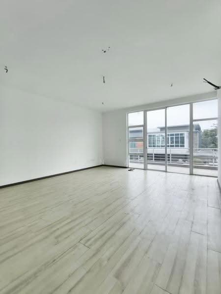 Cluster House for Sale in Austin Heights (Tebrau) - JAN AU - Living Room - PropertyGuru.com.my