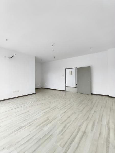 Cluster House for Sale in Austin Heights (Tebrau) - JAN AU - Living Room - PropertyGuru.com.my