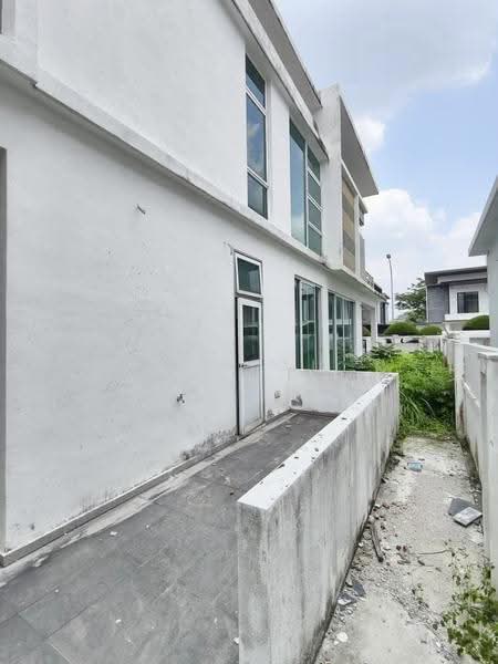 Cluster House for Sale in Austin Heights (Tebrau) - JAN AU - Exterior - PropertyGuru.com.my