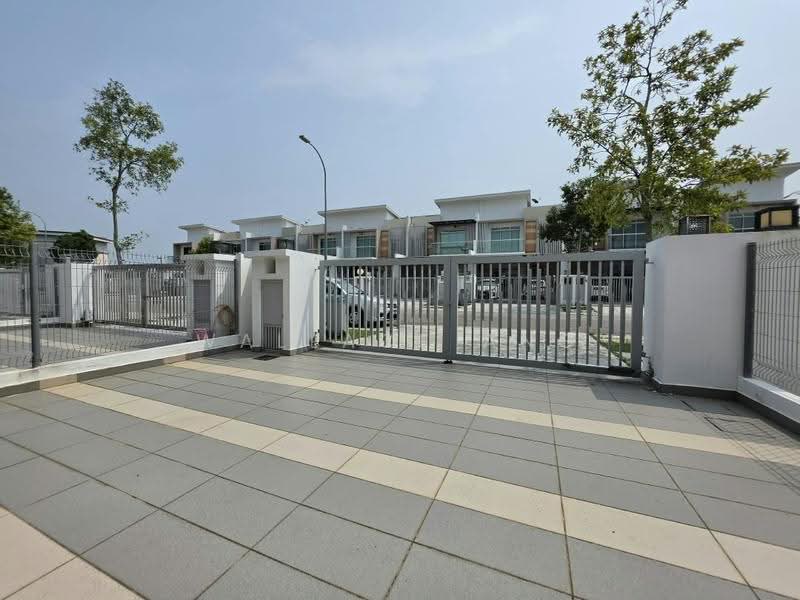 2-storey Terraced House for Rent in Iskandar Puteri (Nusajaya) (Johor) - Wallace Ang - Exterior - PropertyGuru.com.my