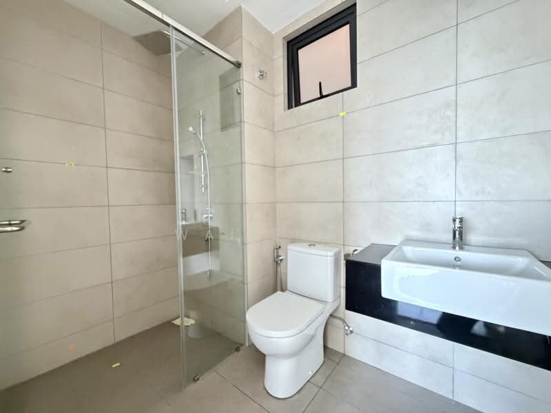 Service Residence for Sale at Serviced Residence @ Sunway D'hill Residences - Wai Shun - Bathroom - PropertyGuru.com.my