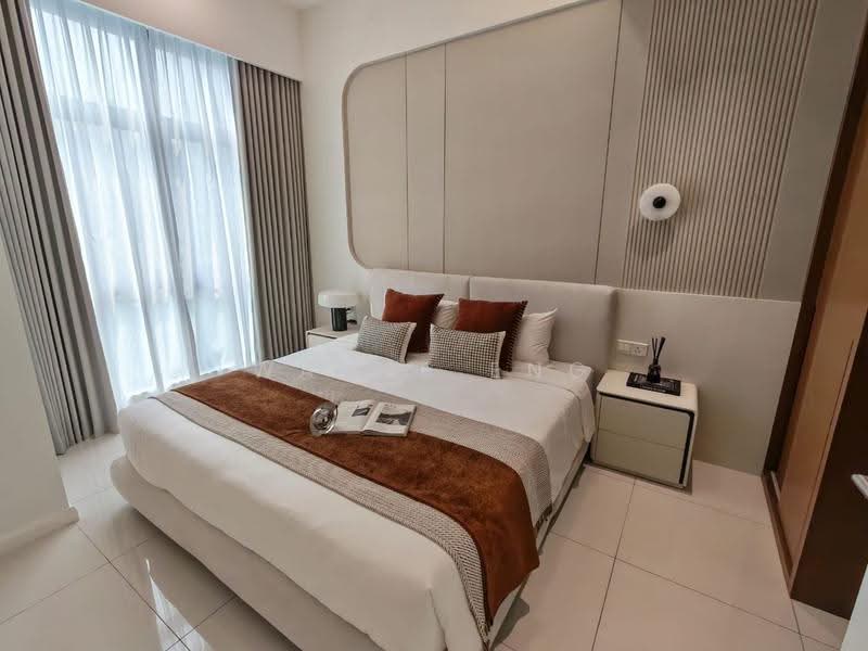 Kediaman Servis untuk Dijual di Tribeca - Wayne Eng - Bedroom - PropertyGuru.com.my