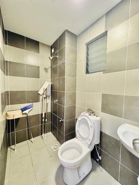 Service Residence for Rent at Residensi Mutiara Kajang 2 - Zehan Zaki - Bathroom - PropertyGuru.com.my