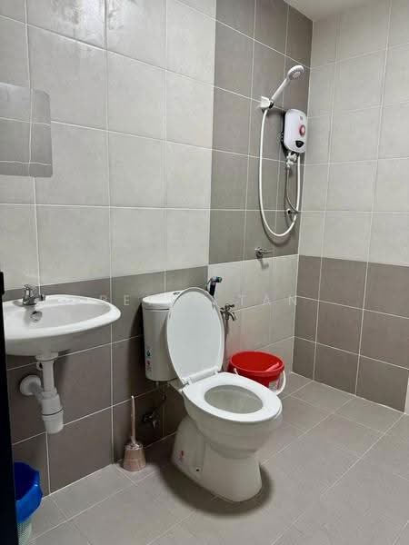 Apartment for Rent at Residensi Kesuma 1 - Peter Tan - Bathroom - PropertyGuru.com.my