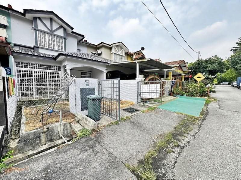 2-storey Terraced House for Sale in Bandar Baru Bangi (Selangor) - Afrinal Rizal - Exterior - PropertyGuru.com.my