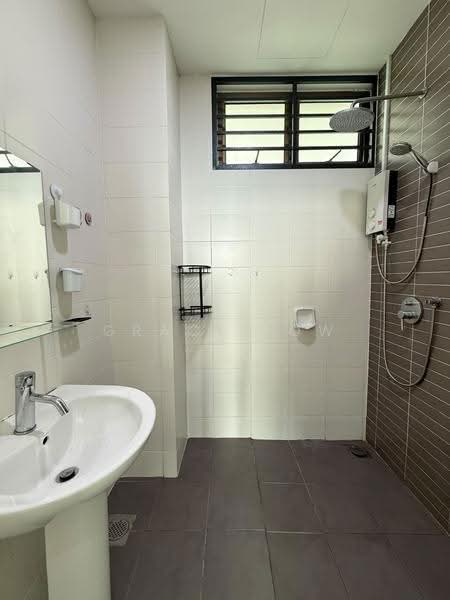 Service Residence for Rent at Palazio - Grace Low - Bathroom - PropertyGuru.com.my
