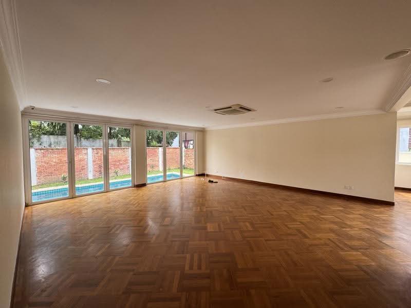 Rumah Banglo untuk Disewa di Seksyen 16 (Petaling Jaya) - YL Tey - Living Room - PropertyGuru.com.my