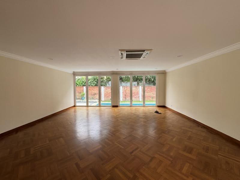 Rumah Banglo untuk Disewa di Seksyen 16 (Petaling Jaya) - YL Tey - Living Room - PropertyGuru.com.my