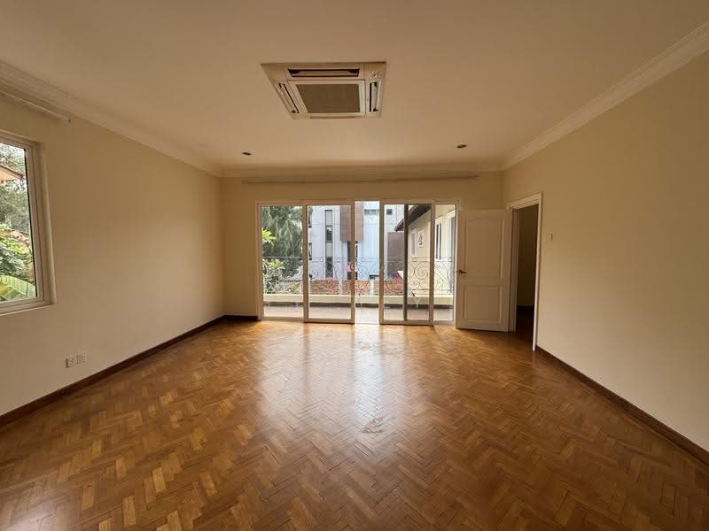 Rumah Banglo untuk Disewa di Seksyen 16 (Petaling Jaya) - YL Tey - Living Room - PropertyGuru.com.my