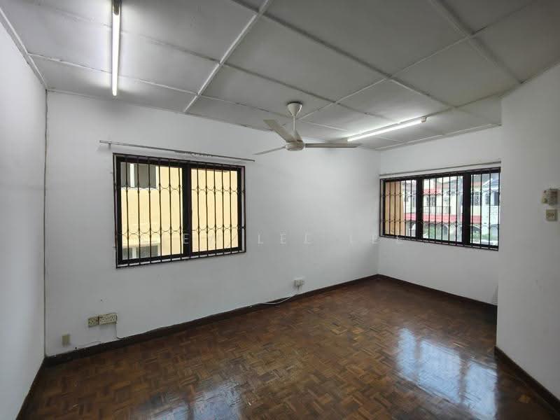 2-storey Terraced House for Sale in Taman Mayang (Petaling Jaya) - Siew Lee Lee - PropertyGuru.com.my