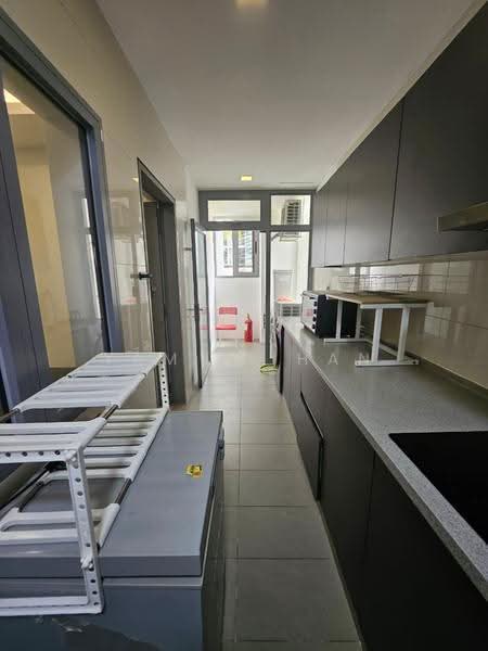 Condominium for Rent at Lakefront Residence - Yam Yi Han - Kitchen - PropertyGuru.com.my