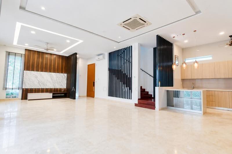 Rumah Banglo untuk Disewa di Cyber 11 (Cyberjaya) - Jared Wong - Living Room - PropertyGuru.com.my