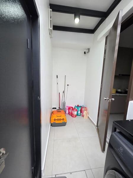2-storey Terraced House for Sale in Taman Puchong Tekali (Puchong) - Mk Wong - Entrance - PropertyGuru.com.my