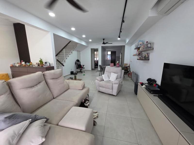 2-storey Terraced House for Sale in Taman Puchong Tekali (Puchong) - Mk Wong - Living Room - PropertyGuru.com.my