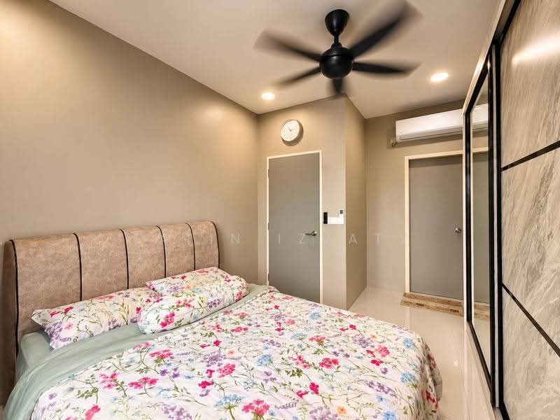 Pangsapuri untuk Dijual di Camellia Residence - Fatin Izzaty - Bedroom - PropertyGuru.com.my