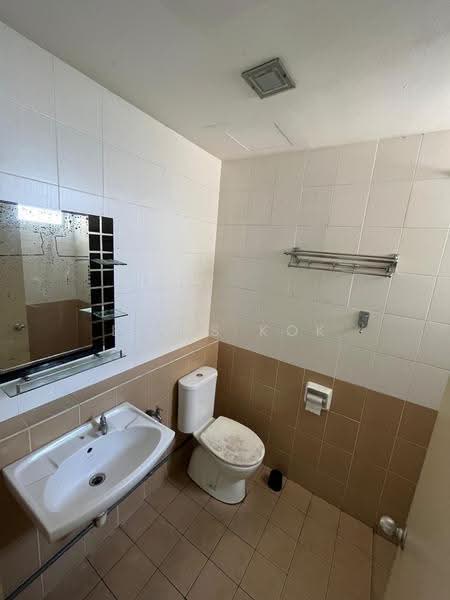 Condominium for Sale at Aman Heights Condominium - Elvis Kok - Bathroom - PropertyGuru.com.my