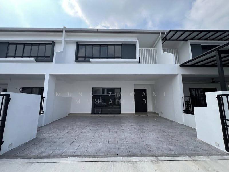 Rumah Teres 2-Tingkat untuk Dijual di Cyberjaya (Selangor) - Muna Zawani Muhamad - Exterior - PropertyGuru.com.my