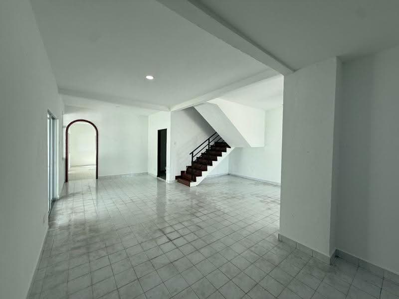 Rumah Teres 2-Tingkat untuk Dijual di Taman Puteri Wangsa (Ulu Tiram) - Jesy Tey - Living Room - PropertyGuru.com.my