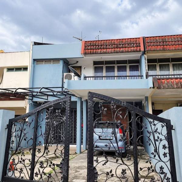 2-storey Terraced House for Sale in Au 2 (Ulu Kelang) - Azli Ibrahim - Exterior - PropertyGuru.com.my