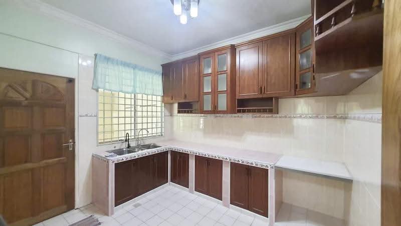 Rumah Teres 2-Tingkat untuk Dijual di Penampang (Sabah) - Steven Quek - Kitchen - PropertyGuru.com.my