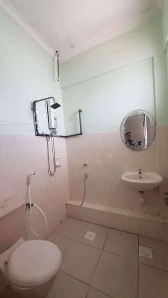 Rumah Teres 2-Tingkat untuk Dijual di Penampang (Sabah) - Steven Quek - Bathroom - PropertyGuru.com.my
