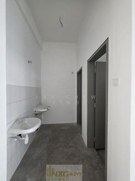 Shop for Rent in Kota Bayuemas (Klang) - Yap Chew Ying - Corridor - PropertyGuru.com.my