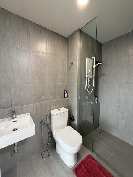 Kediaman Servis untuk Disewa di Emerald 9 - Chris Lee - Bathroom - PropertyGuru.com.my