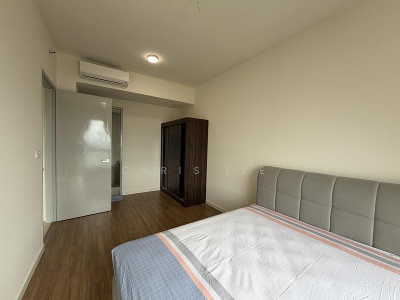 Kediaman Servis untuk Disewa di Emerald 9 - Chris Lee - Bedroom - PropertyGuru.com.my