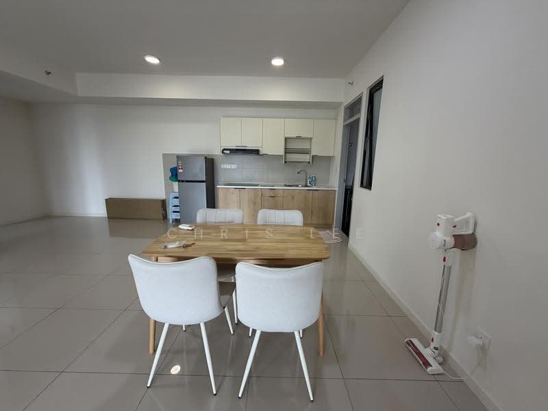 Kediaman Servis untuk Disewa di Emerald 9 - Chris Lee - Dining Room - PropertyGuru.com.my
