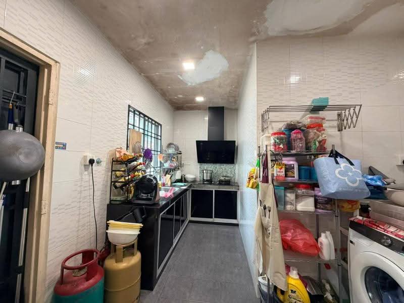 2-storey Terraced House for Sale in Taman Nusa Indah (Iskandar Puteri (Nusajaya)) - Jovel Lim - Kitchen - PropertyGuru.com.my