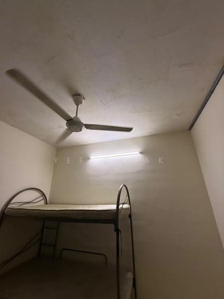 Apartment for Rent at Mentari Court - Yee Cheak Chen - Bedroom - PropertyGuru.com.my
