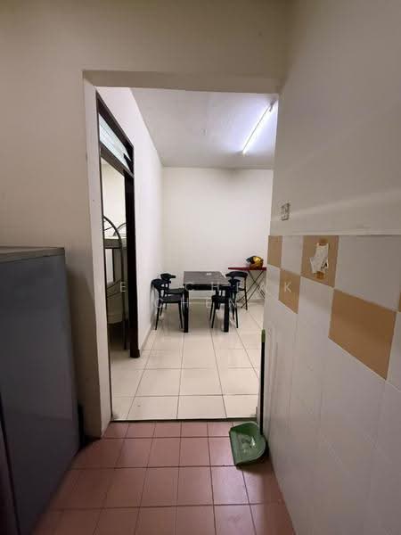 Apartment for Rent at Mentari Court - Yee Cheak Chen - Dining Room - PropertyGuru.com.my