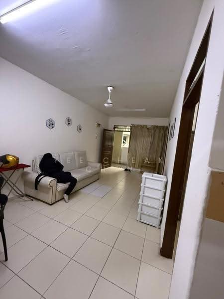 Apartment for Rent at Mentari Court - Yee Cheak Chen - Living Room - PropertyGuru.com.my