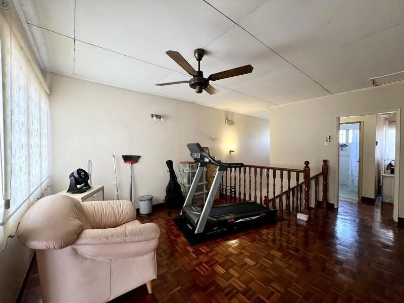 2-storey Terraced House for Sale in Seksyen 13 (Shah Alam) - Adaw Zain - Living Room - PropertyGuru.com.my
