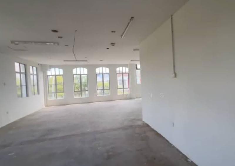 Shop / Office for Sale in Bandar Baru Uda (Tampoi) - Ester Wong - Interior - PropertyGuru.com.my