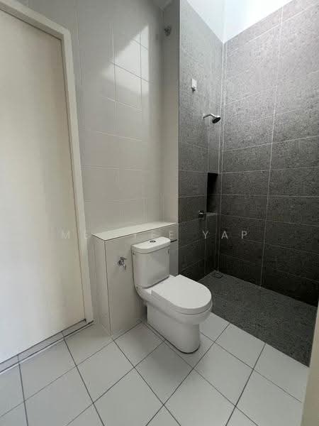 Rumah Teres 2-Tingkat untuk Dijual di Eco Majestic (Semenyih) - Mei Yee Yap - Bathroom - PropertyGuru.com.my