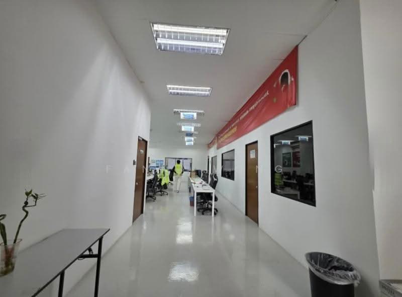 Kilang untuk Disewa di Taman Perindustrian Puchong (Puchong) - Fanny Wong - Corridor - PropertyGuru.com.my