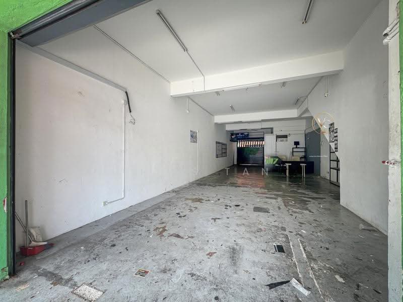 Shop for Sale in Alam Budiman (Shah Alam) - Vitas Tan - Interior - PropertyGuru.com.my