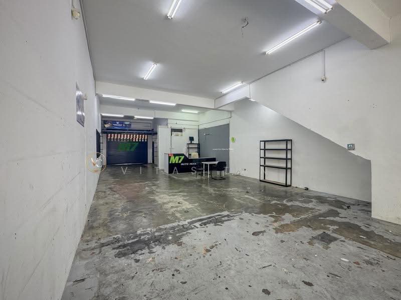 Shop for Sale in Alam Budiman (Shah Alam) - Vitas Tan - Interior - PropertyGuru.com.my